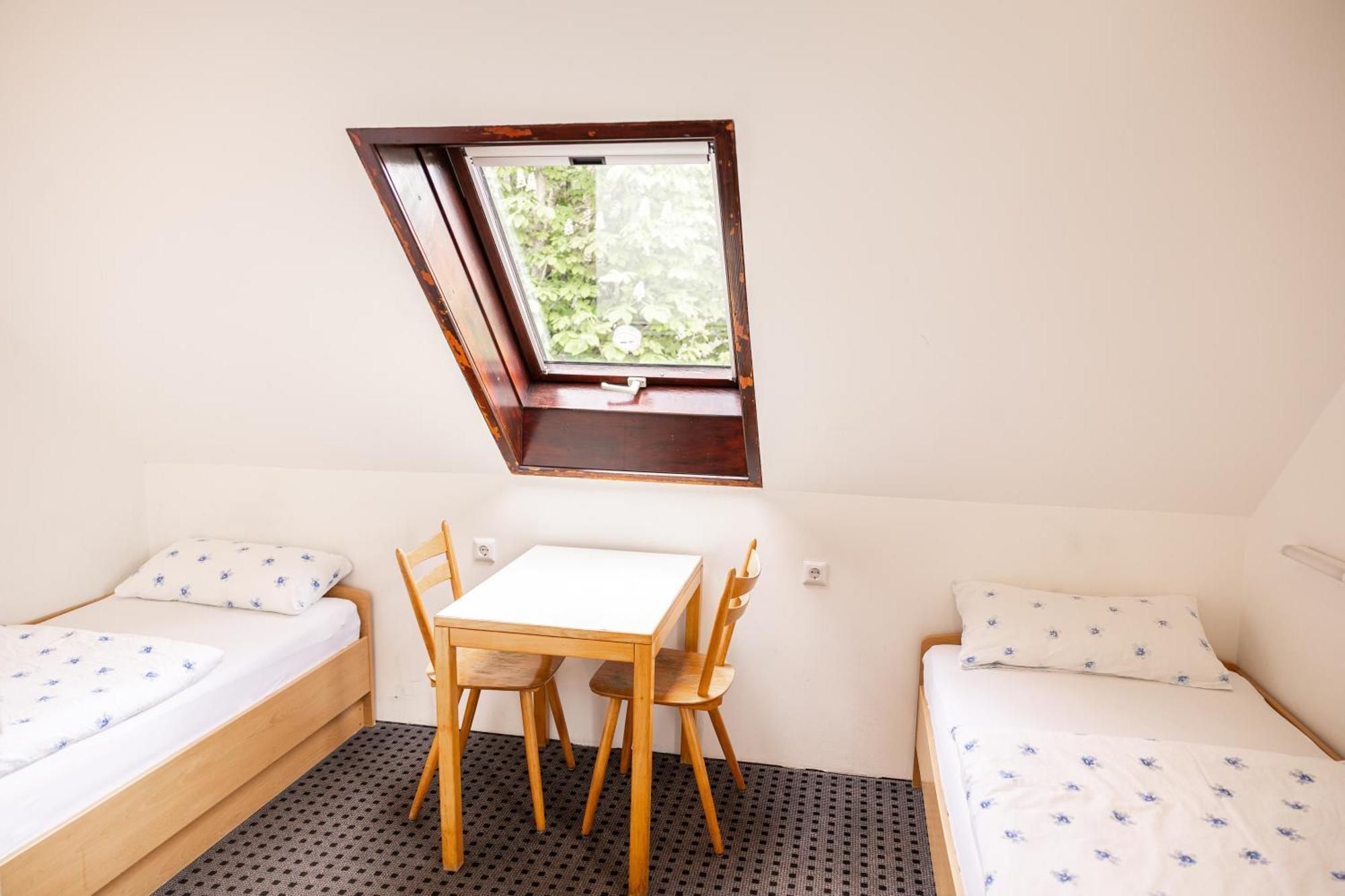 Pension Maerkl Augsbourg Extérieur photo
