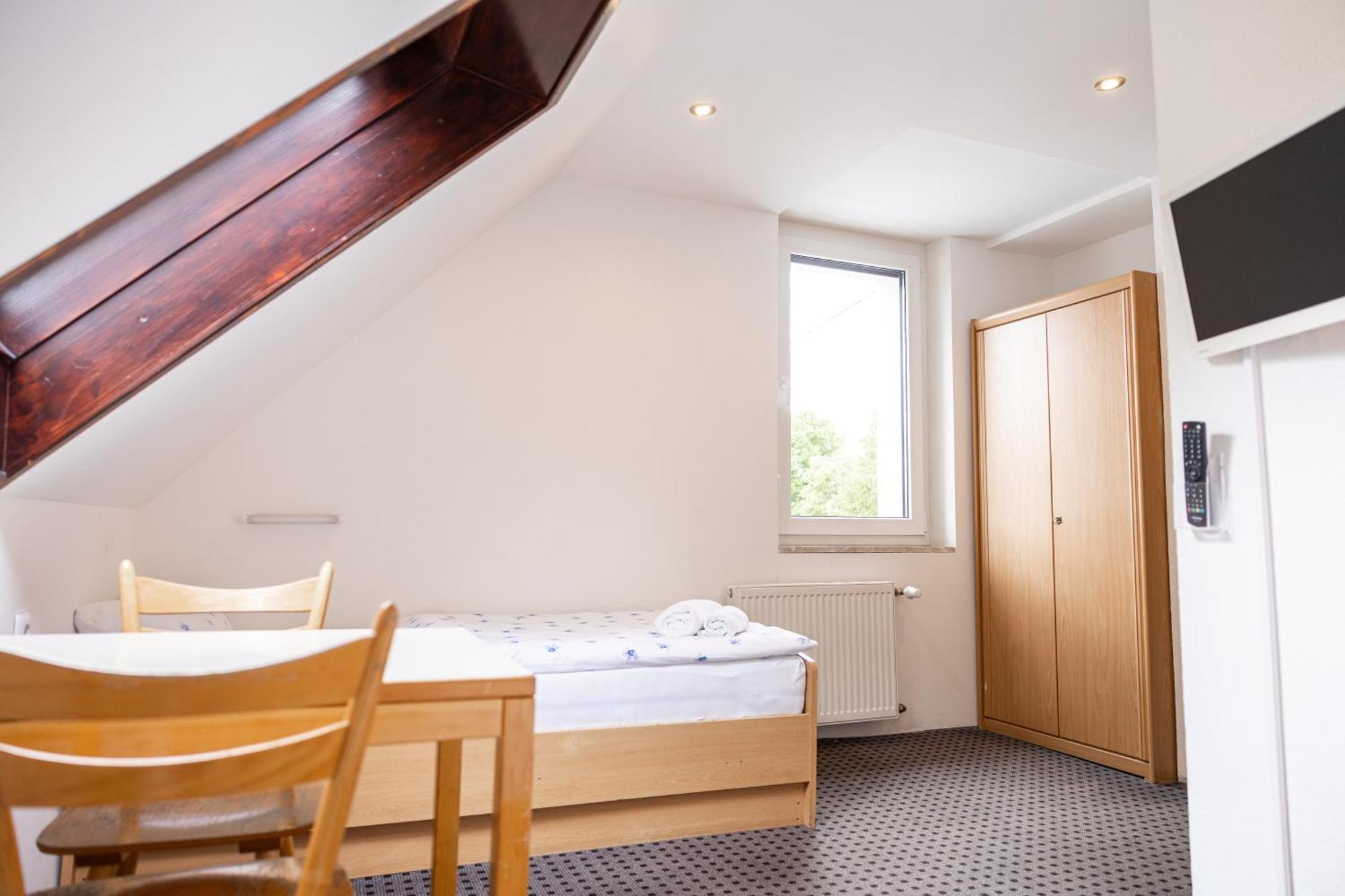 Pension Maerkl Augsbourg Extérieur photo
